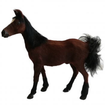 Pferd aus Rinderfell